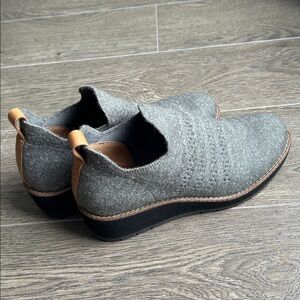 Comfortiva Fields Grey Suede Wedge Shoes